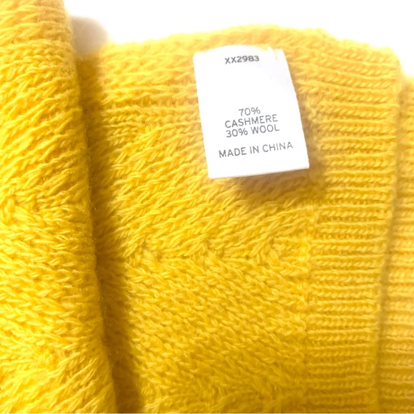 CASHMERE KNIT Scarf with Ribbing at Short Sides, mustard yellow - Picture 3 of 3